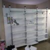 4 columnas de 2,5m de alto con 18 estantes de 85 x 35